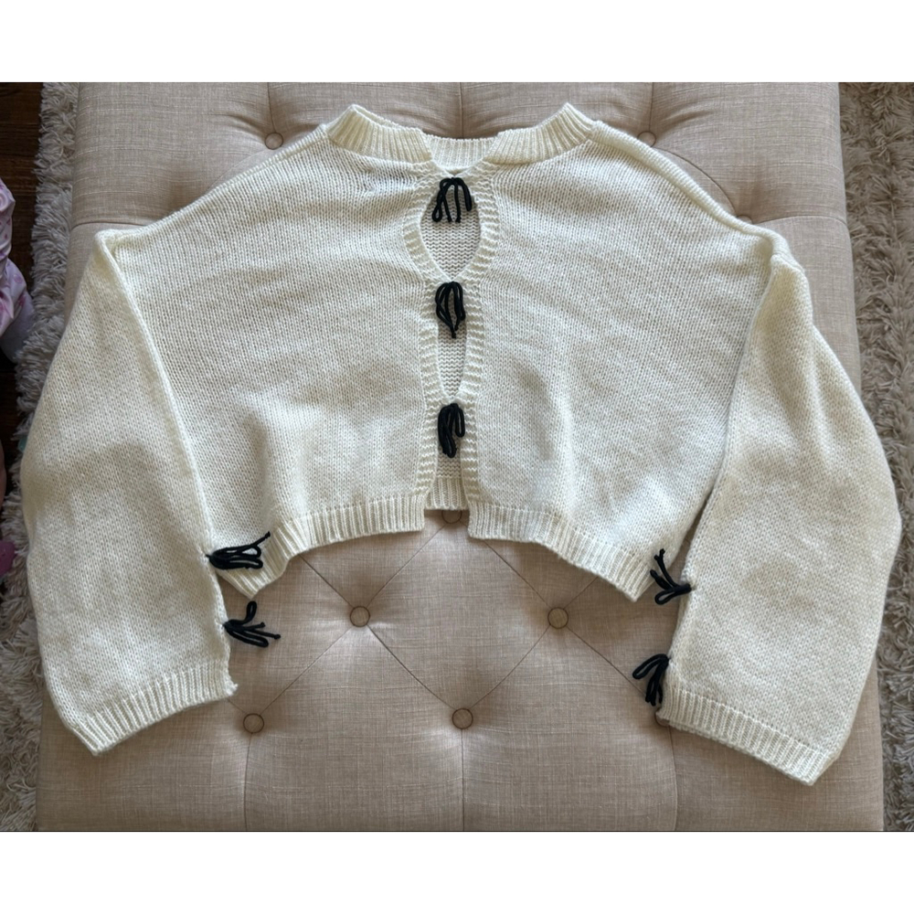 Women's ASOS DESIGN Cream Knit Crew Neck Sweater with Black Ties, Size L